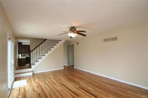 301 Baxter Rd, Ballwin, MO 63011 photo 18