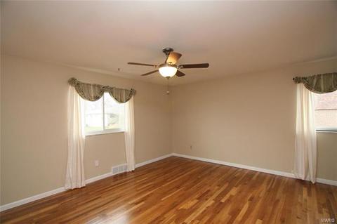 301 Baxter Rd, Ballwin, MO 63011 photo 22