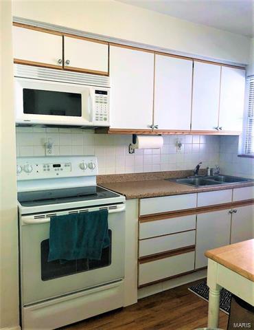 7121 Sharp Ave, Saint Louis, MO 63116 photo 5