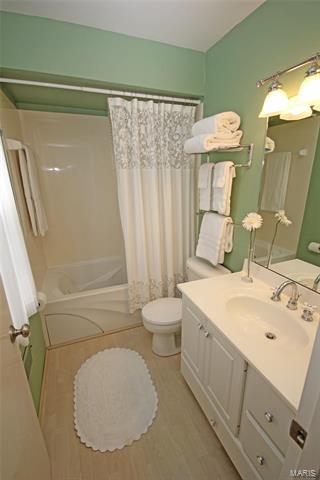 1509 Greening Ln, Saint Louis, MO 63122 photo 25