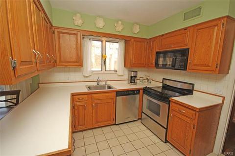 1509 Greening Ln, Saint Louis, MO 63122 photo 15