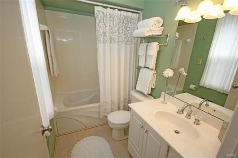 1509 Greening Ln, Saint Louis, MO 63122 photo 24