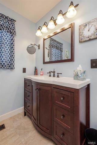 12 Bryan Valley Ct, O'fallon, MO 63366 photo 23