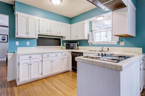 4 Forest View Dr, O'fallon, MO 63366 photo 22