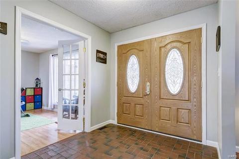 4 Forest View Dr, O'fallon, MO 63366 photo 5