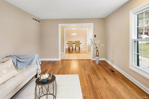 1 Otley, Manchester, MO 63011 photo 7