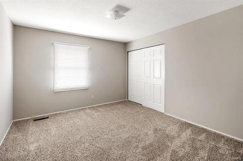 1 Otley, Manchester, MO 63011 photo 18