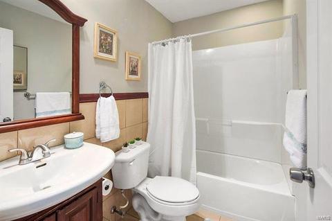 1 Otley, Manchester, MO 63011 photo 12