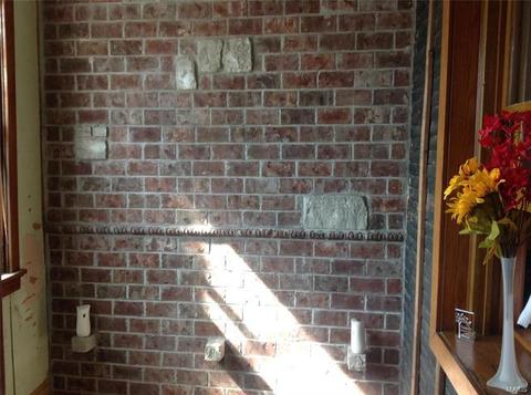 326 E Davis St, Saint Louis, MO 63111 photo 12