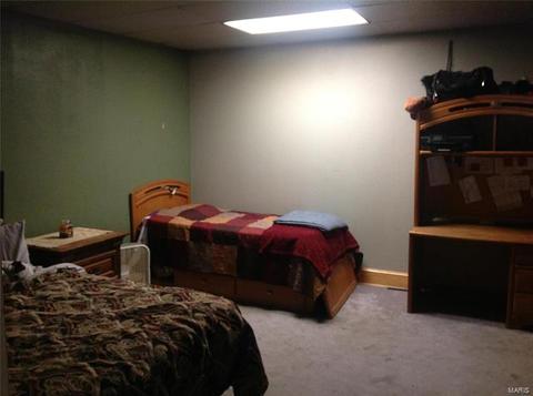326 E Davis St, Saint Louis, MO 63111 photo 7