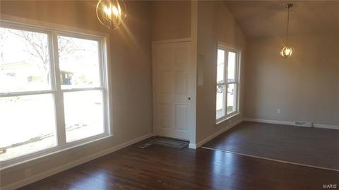 308 Ballwin Ave, Ballwin, MO 63021 photo 5