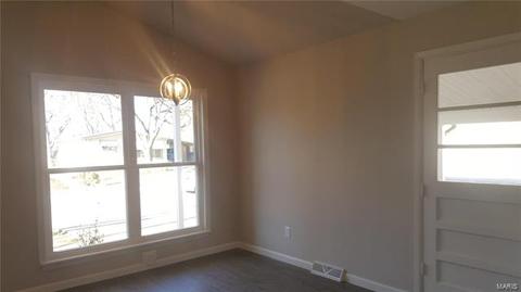 308 Ballwin Ave, Ballwin, MO 63021 photo 6
