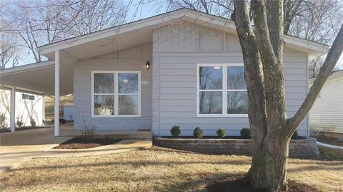 308 Ballwin Ave, Ballwin, MO 63021 photo 2