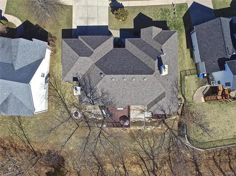 725 Castle Ridge Dr, Ballwin, MO 63021 photo 29