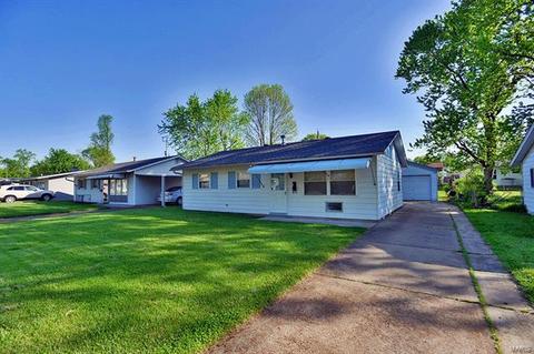 4658 Heege, Saint Louis, MO 63123 photo 1