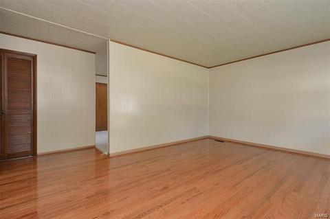 4658 Heege, Saint Louis, MO 63123 photo 10