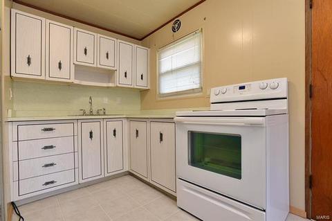 4658 Heege, Saint Louis, MO 63123 photo 15