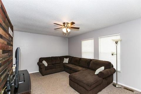 1709 Winter Hill Dr, O'fallon, MO 63366 photo 5