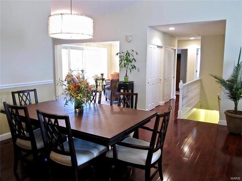700 Mark Wesley Ln, Ballwin, MO 63021 photo 17