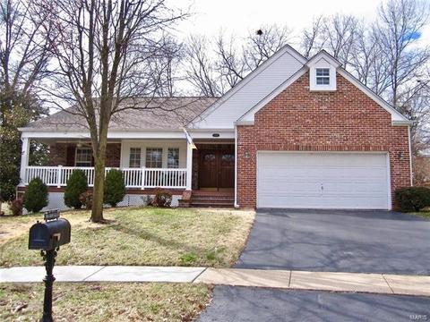 700 Mark Wesley Ln, Ballwin, MO 63021 photo 1
