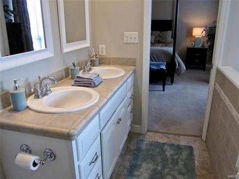 700 Mark Wesley Ln, Ballwin, MO 63021 photo 26