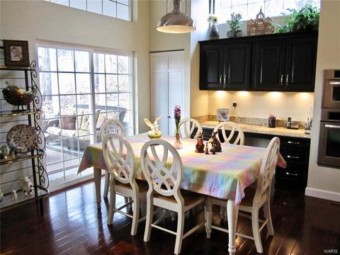 700 Mark Wesley Ln, Ballwin, MO 63021 photo 15