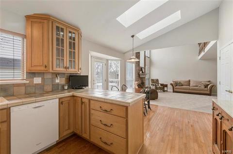 156 Westridge Parc Ln, Ellisville, MO 63021 photo 23