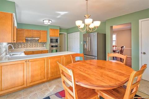 276 Kinderhook Dr, Chesterfield, MO 63017 photo 13