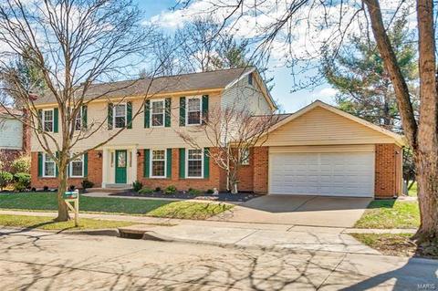 276 Kinderhook Dr, Chesterfield, MO 63017 photo 1