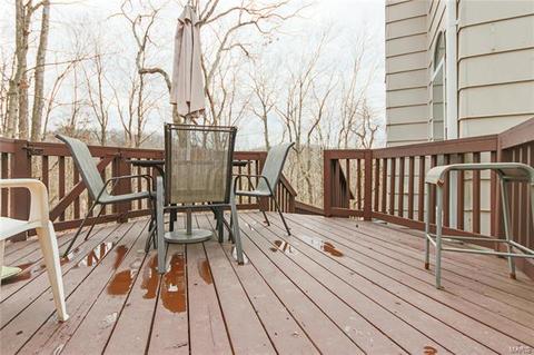 1440 Richland Mdws, Ballwin, MO 63021 photo 37