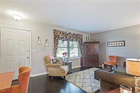 313 Linda Ln, O'fallon, MO 63366 photo 3