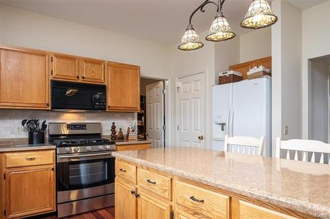 7 Shaker Leg Ct, O'fallon, MO 63366 photo 7