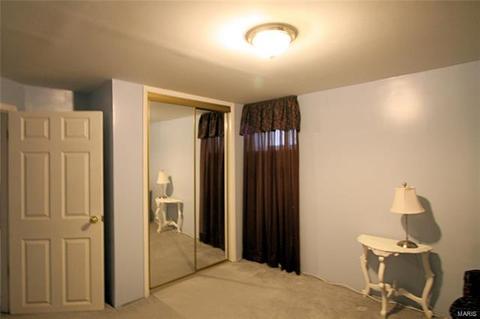 5227 Gresham Ave, Saint Louis, MO 63109 photo 25