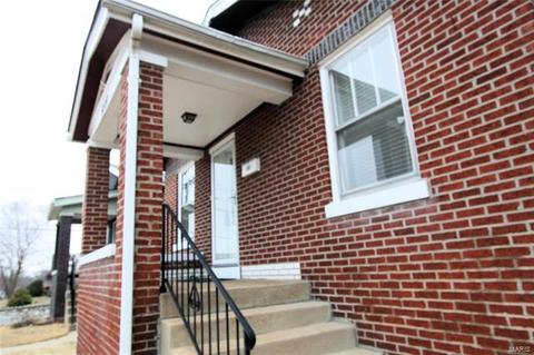 5227 Gresham Ave, Saint Louis, MO 63109 photo 2