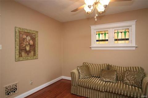 5227 Gresham Ave, Saint Louis, MO 63109 photo 10