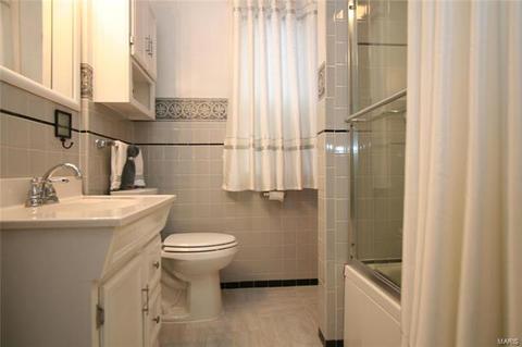 5227 Gresham Ave, Saint Louis, MO 63109 photo 13