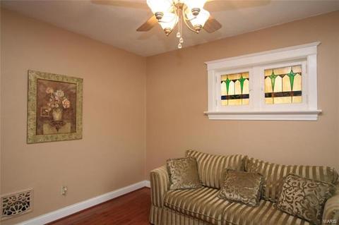 5227 Gresham Ave, Saint Louis, MO 63109 photo 11