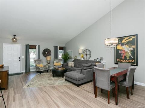 1325 Stone Run, Ballwin, MO 63021 photo 3