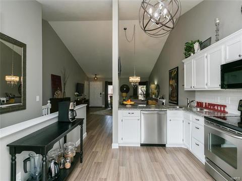 1325 Stone Run, Ballwin, MO 63021 photo 9
