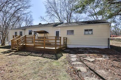 457 Vail Ct, Ballwin, MO 63021 photo 29