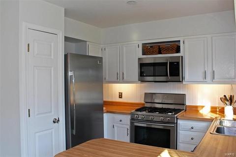 1530 Morning Sun Dr, Ballwin, MO 63021 photo 8
