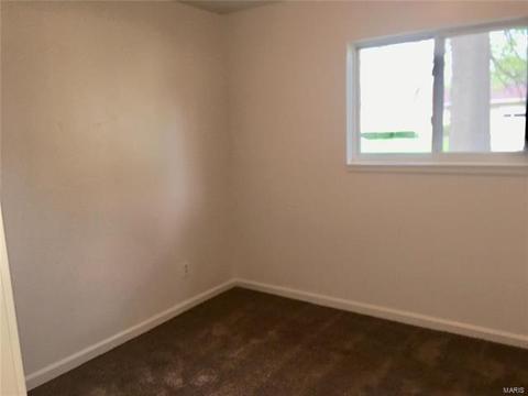909 Love Dr, O'fallon, MO 63366 photo 10