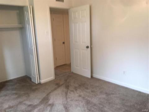 909 Love Dr, O'fallon, MO 63366 photo 1