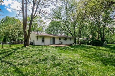 329 Brightsand Ct, Manchester, MO 63011 photo 17