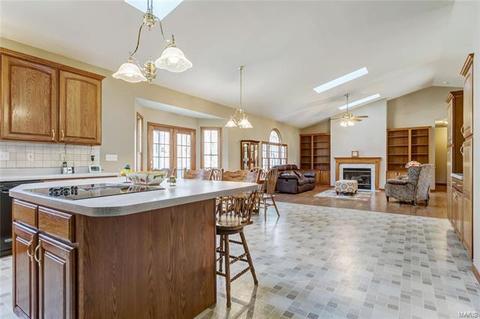 312 Walnut Forest Dr, O'fallon, MO 63366 photo 20