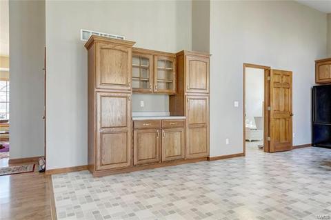 312 Walnut Forest Dr, O'fallon, MO 63366 photo 11
