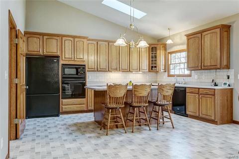 312 Walnut Forest Dr, O'fallon, MO 63366 photo 13