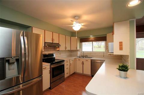297 Portwind Pl, Ballwin, MO 63021 photo 16