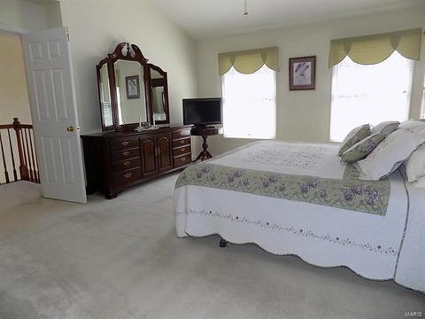 1322 Dietrich Oaks Dr, Ballwin, MO 63021 photo 26