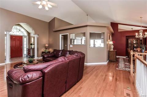 744 Emerald Oaks, Eureka, MO 63025 photo 5